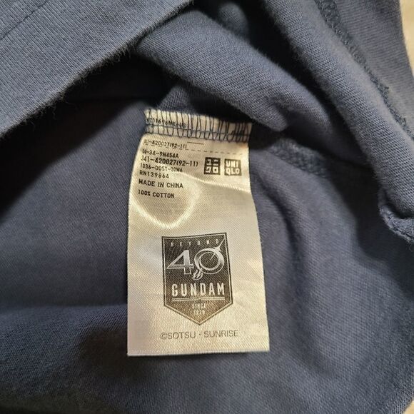 Uniqlo Gundam Pocket 40th Anniversary Tee - Picture 5 of 8